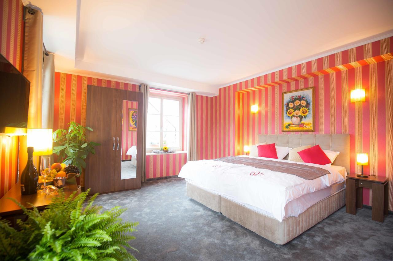 Hotel Baeren Rupperswil エクステリア 写真